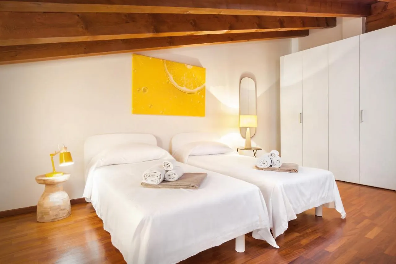 Giallo Limone Apartment Torri Del Benaco Italia